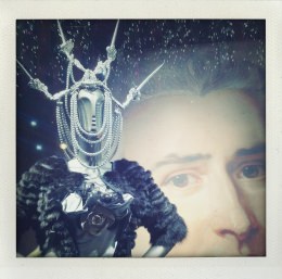 365 days — Laziz Hamani